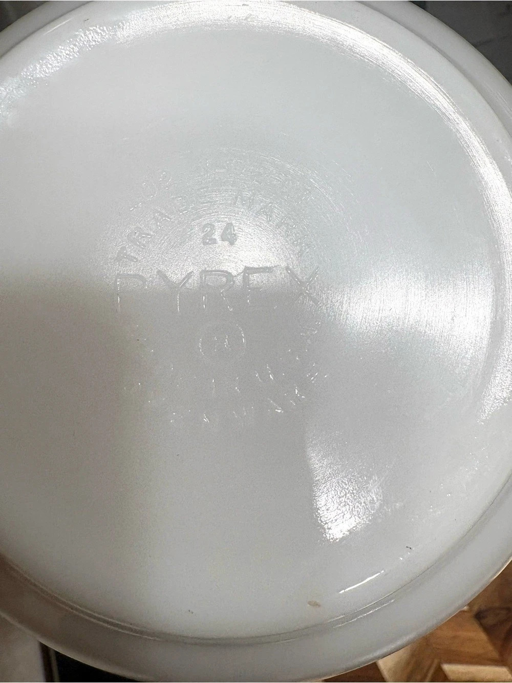 Pyrex Butterprint Cookware Set White & Green - Picture 5 of 7